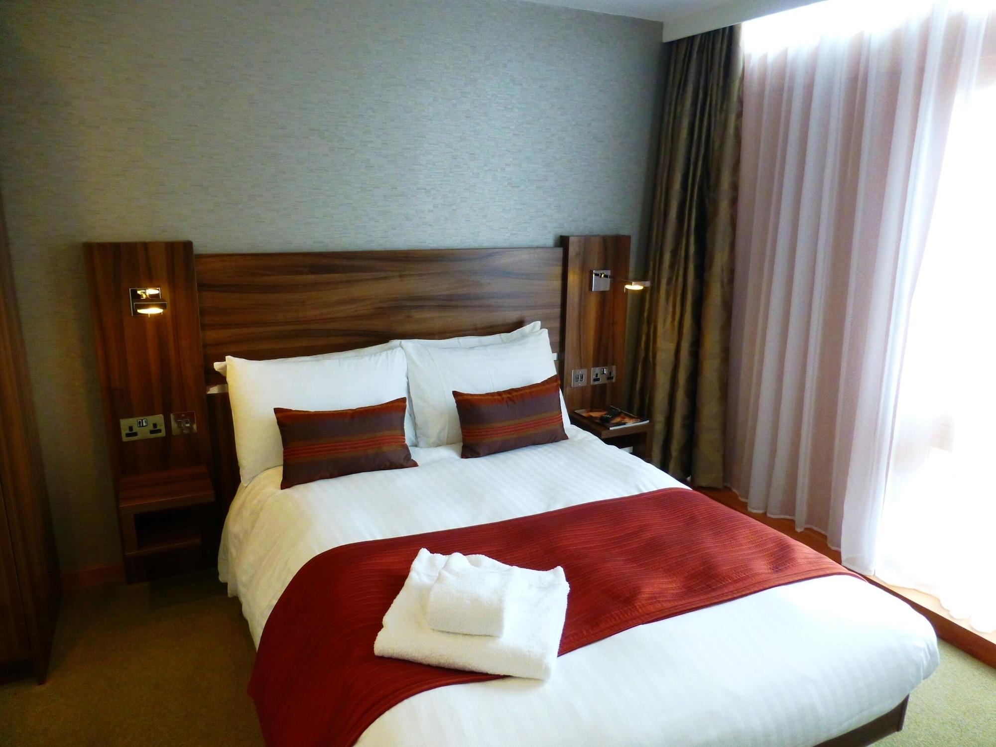 College Court Hotel Лестър Екстериор снимка